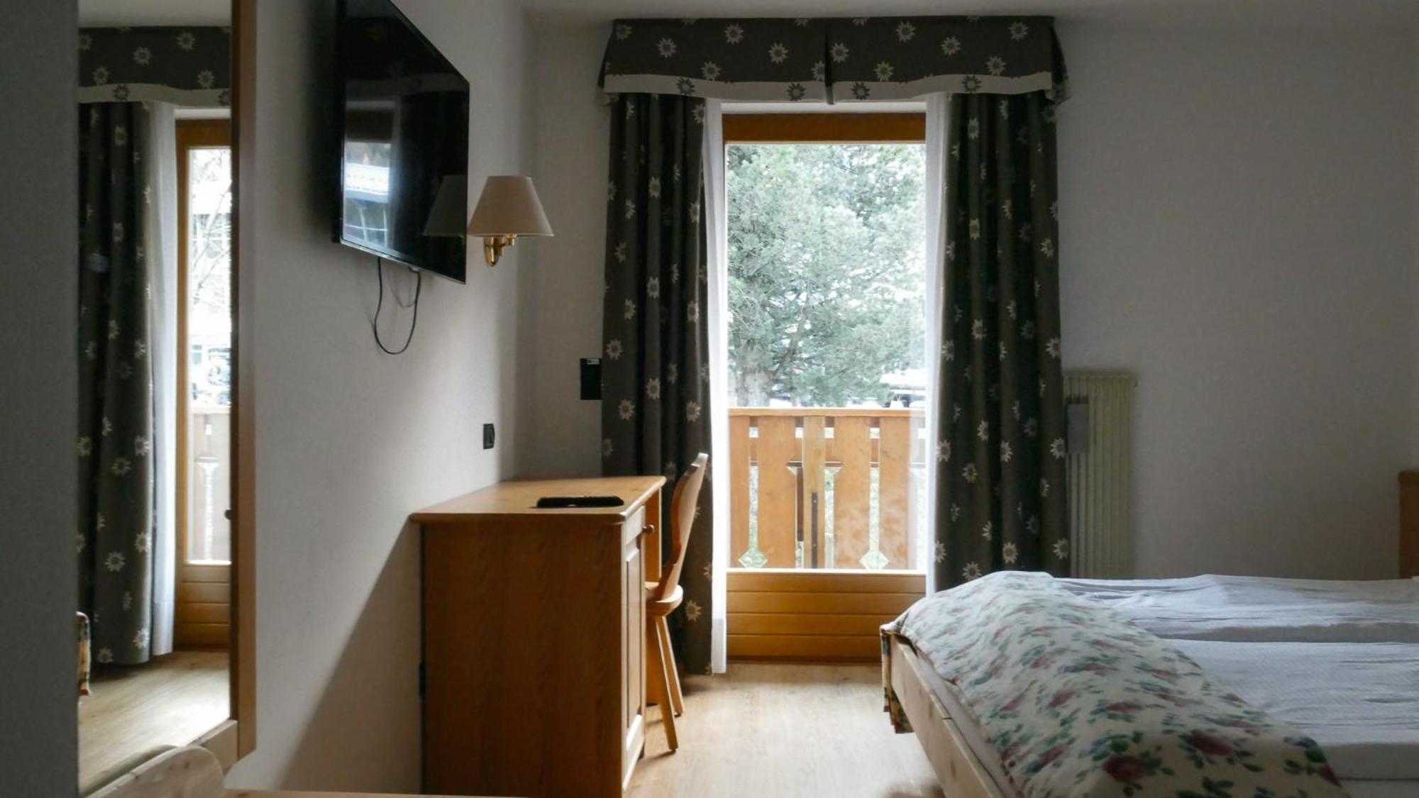Hotel Malga Passerella Moena Kültér fotó